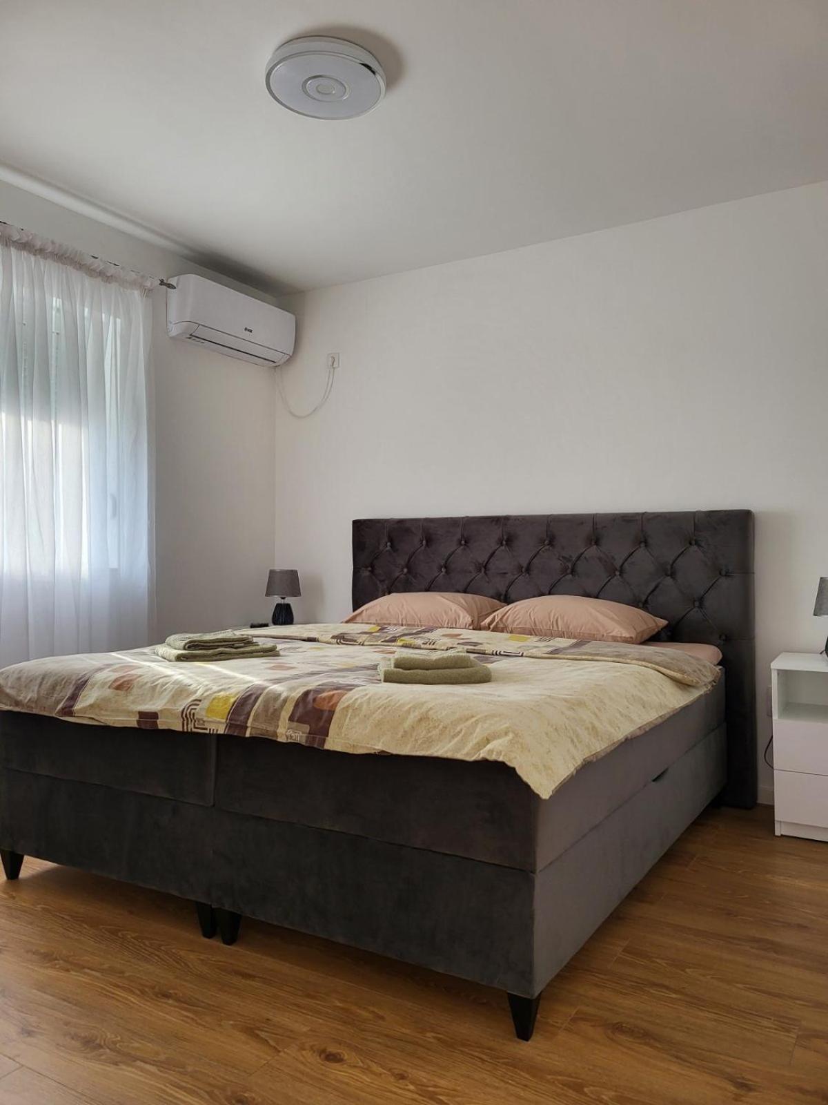 Sleep & Go Apartment Surčin Екстериор снимка
